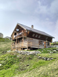 Exterieur refuge du Grand Bec