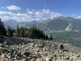 Vue sur les 3 Vallées sur le chemin - Bozel - © Nadia Chevassu Vue sur les 3 Vallées sur le chemin - Bozel
