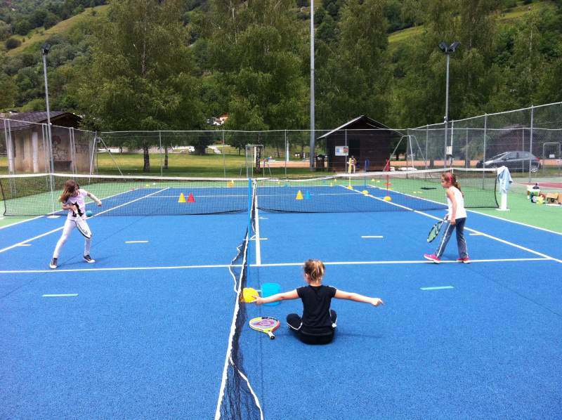 Court tennis Bozel