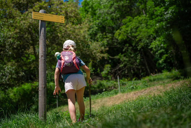 Sur le chemin de la Chapelle Notre Dame des Neiges A/R - Montagny Sur le chemin de la Chapelle Notre Dame des Neiges A/R - Montagny