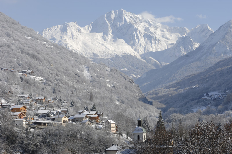 Brides-les-Bains_hiver - © P.Lebeau Brides-les-Bains_hiver