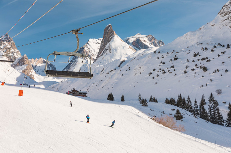 Télésiège du Genépy - Pralognan-la-Vanoise - © Ariane Fornia - Itinera Magica - OT Pralognan-la-Vanoise Télésiège du Genépy - Pralognan-la-Vanoise