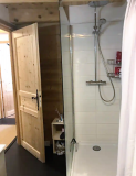 Location vacances - Bozel - Salle de bain avec douche