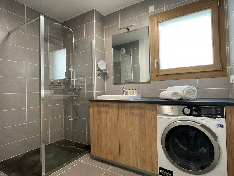 Location vacances - Bozel -  Salle de bain