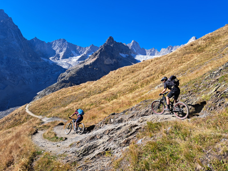 Aventure Alpine avec Bike Country - Bozel - © Bike Country Aventure Alpine avec Bike Country - Bozel